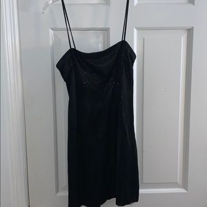 URBAN BLACK DRESS